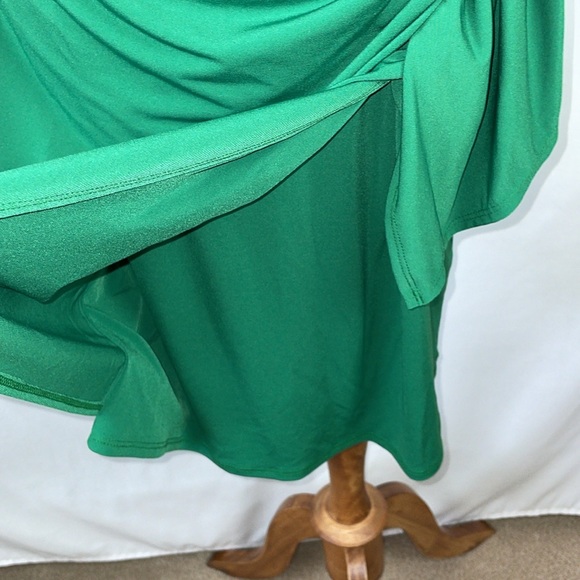 NWT. New York & Company Green Faux Wrap Dress w/Cascading Side - Size Medium - Picture 5 of 17